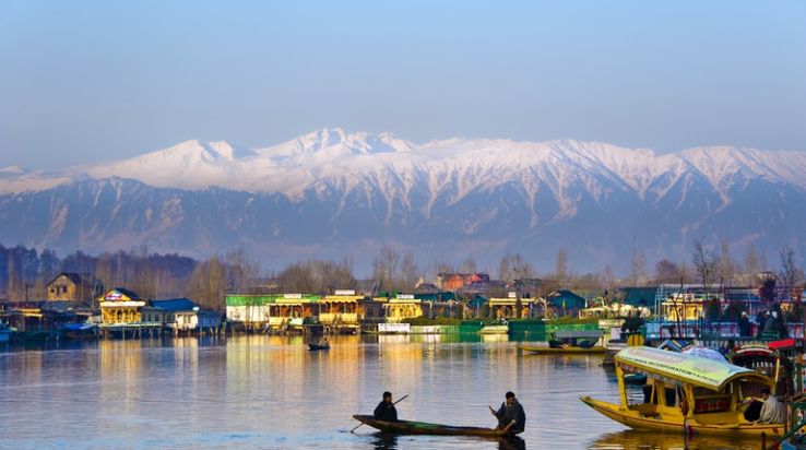 Experience 7 Days Srinagar to Srinagar-PahalgamGulmarg-Dal Lake Vacation Package